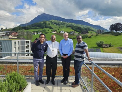 Visite de Mgr Marie-Fabien Raharilamboniaina de Madagascar